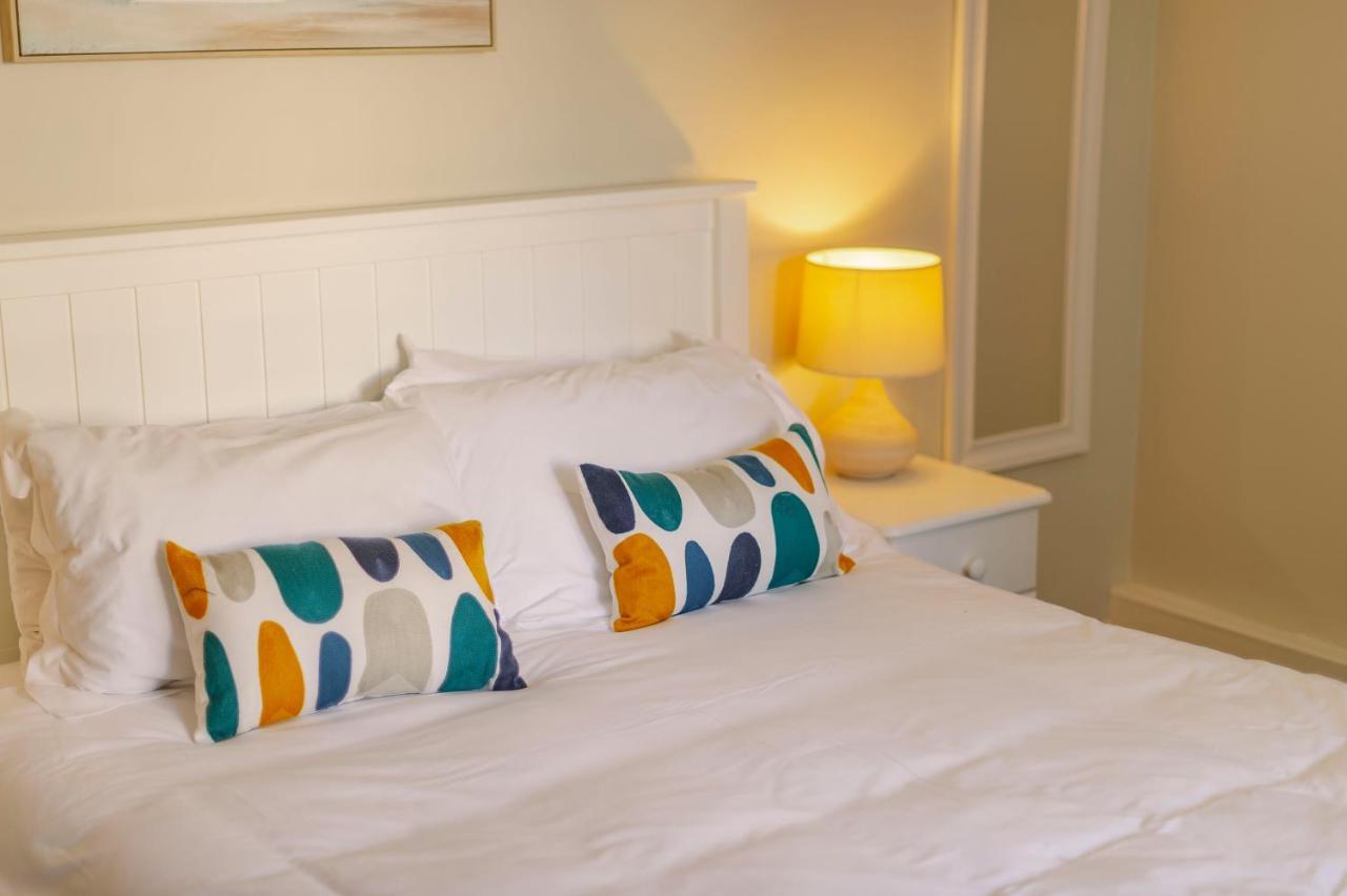 Corffe House And Holiday Cottages 반스테이플 외부 사진