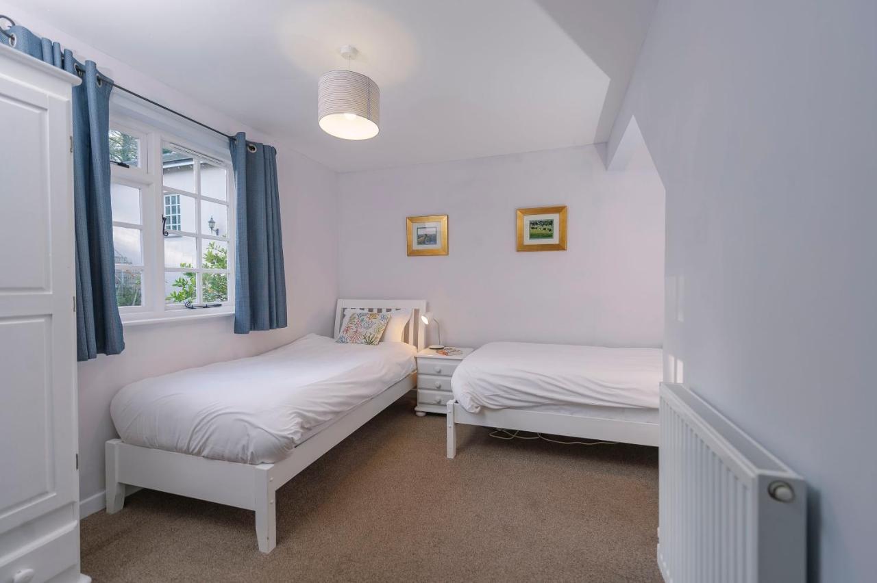 Corffe House And Holiday Cottages 반스테이플 외부 사진