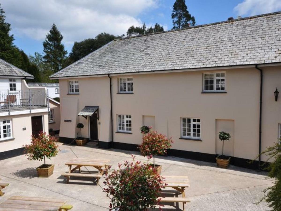 Corffe House And Holiday Cottages 반스테이플 외부 사진